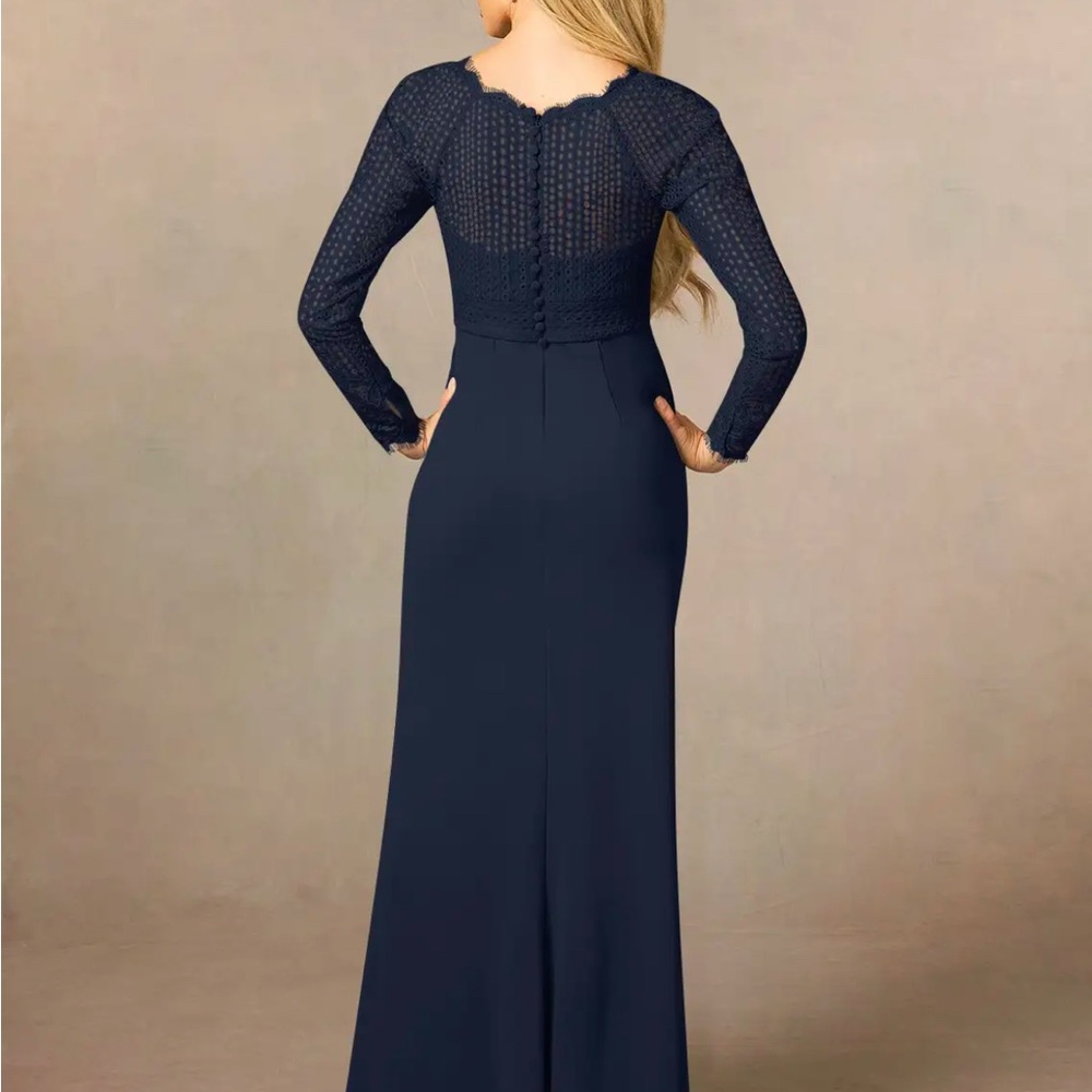 Navy Mother of the Bride/Groom Sheath Lace Dress, Long Sleeves, New with Tags - Picture 4 of 9